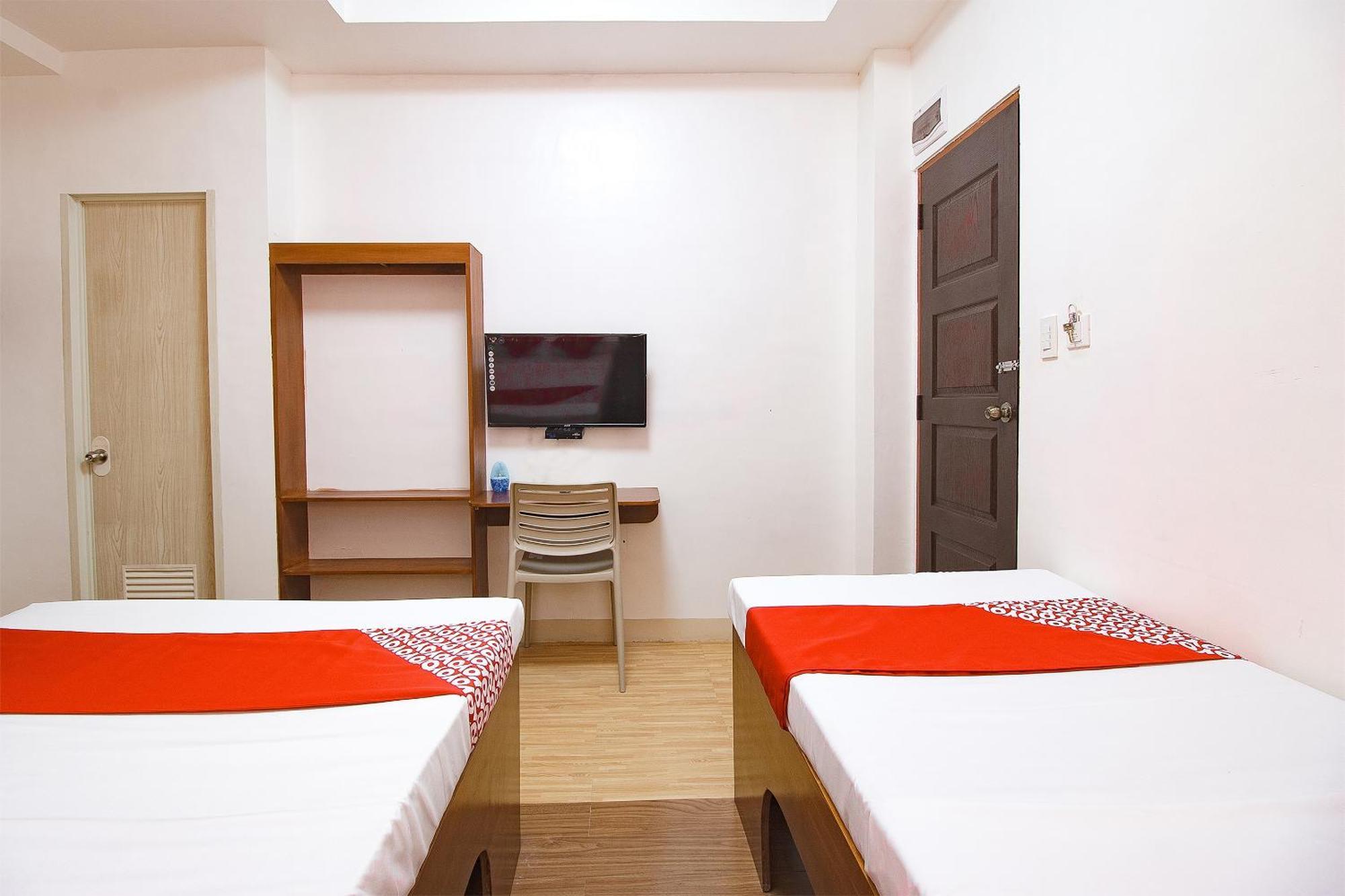 Oyo 685 K Fortune Apartelle Lapu-Lapu City Eksteriør bilde