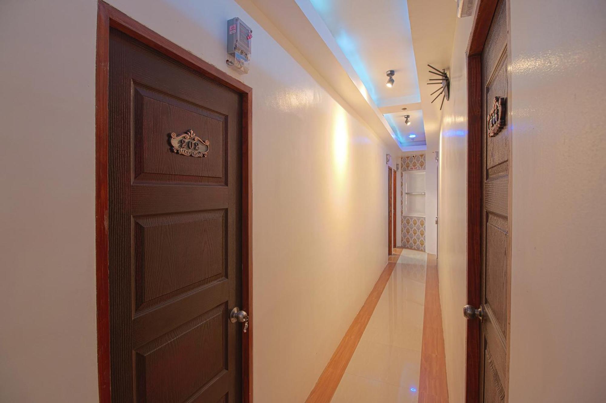 Oyo 685 K Fortune Apartelle Lapu-Lapu City Eksteriør bilde